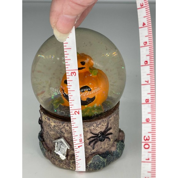 Pre-owned Greenbrier Small Halloween Glitter Water Globe Pumpkins EUC - Item 2 - Picture 7 of 8